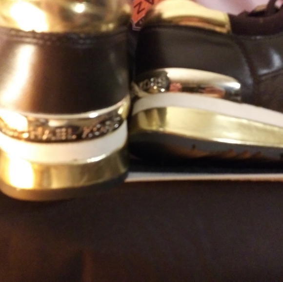 Michael kors sneakers - Picture 3 of 5